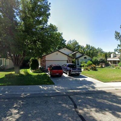 3687 S Crosspoint Ave, Boise, ID 83706