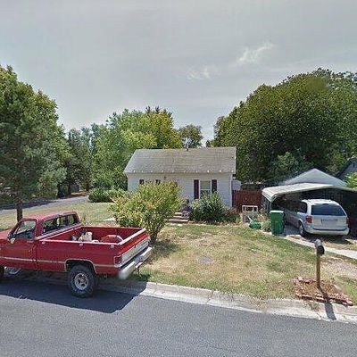 523 E Vine St, Mulvane, KS 67110