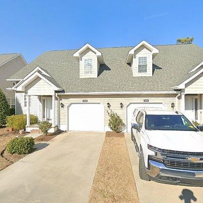 532 Village Green Dr, Morehead City, NC 28557