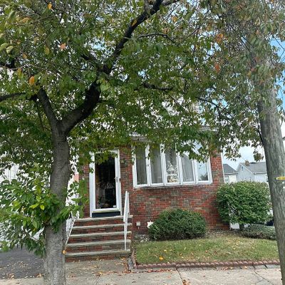 54 Arlington Blvd, North Arlington, NJ 07031