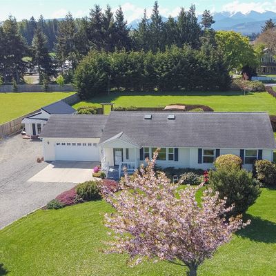 57 Territory Rd, Sequim, WA 98382