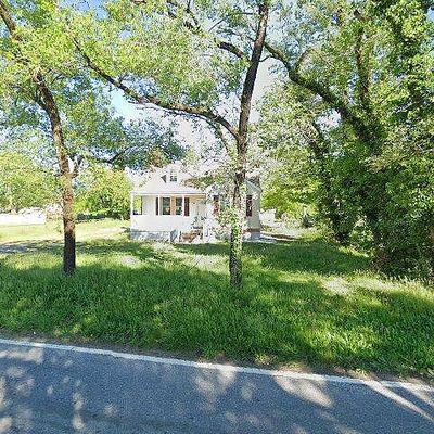 5719 Fisher Rd, Temple Hills, MD 20748