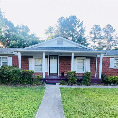 502 Hyde St, Kannapolis, NC 28083