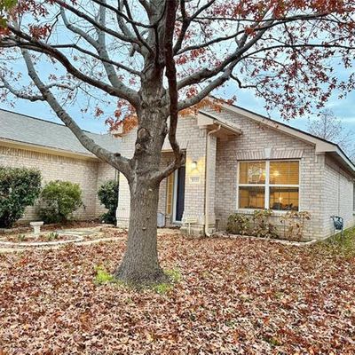 5111 Autumn Hl, Grand Prairie, TX 75052