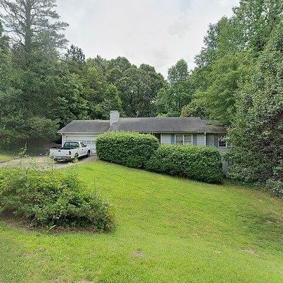 6273 Oak Ridge Dr, Flowery Branch, GA 30542