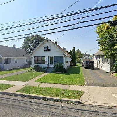 63 Frelinghuysen Ave, Raritan, NJ 08869