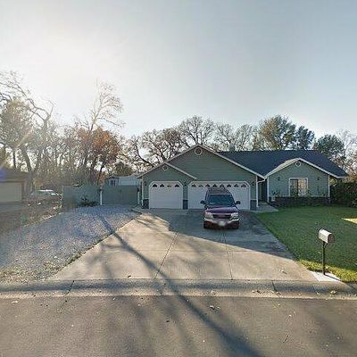 6832 Tucker Ln, Redding, CA 96002