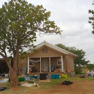 601 Scotch St, Matador, TX 79244