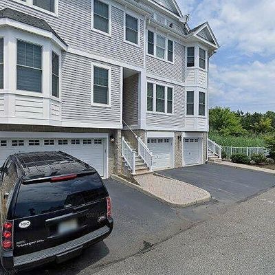 611 Park Ave, Port Monmouth, NJ 07758