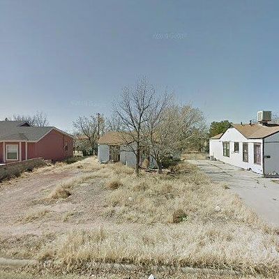 612 N Ash St, Kermit, TX 79745