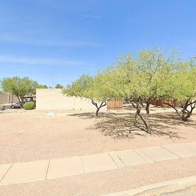 737 S Pantano Pkwy, Tucson, AZ 85710