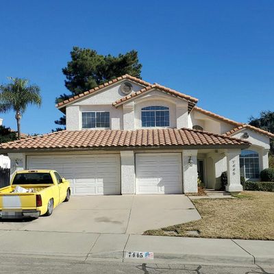 7445 Star Pine Cir, Highland, CA 92346