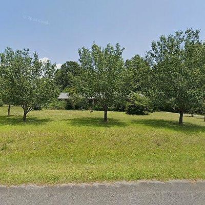 75 Boyer Dr, Hawkinsville, GA 31036