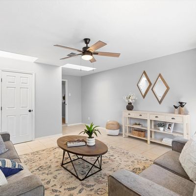 801 72 Nd St Nw, Albuquerque, NM 87121