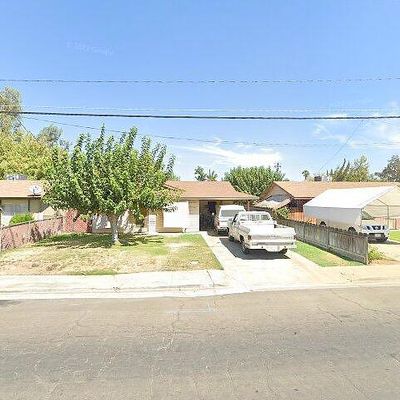 713 W Firebaugh Ave, Exeter, CA 93221