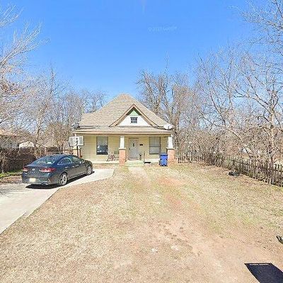 724 W Virginia Ave, Chickasha, OK 73018