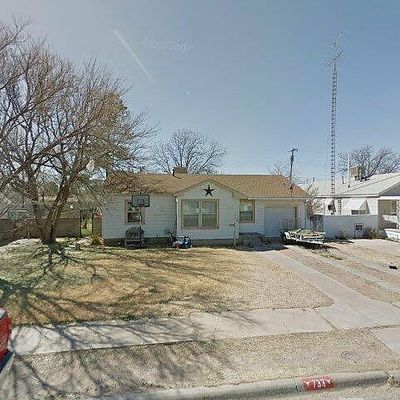 733 Hejupe Dr, Kermit, TX 79745