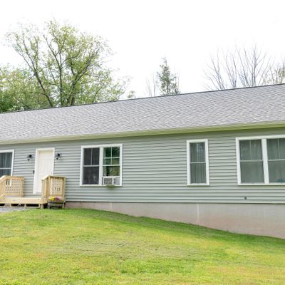 88 Woodlyn Ln S, Honesdale, PA 18431