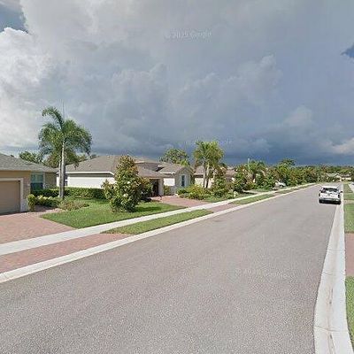 9028 Coachman Dr, Venice, FL 34293