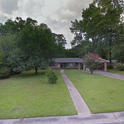 9232 Garland Dr, Savannah, GA 31406