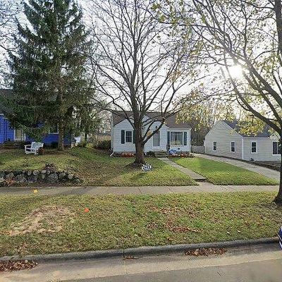 822 Royal Oak St Sw, Wyoming, MI 49509