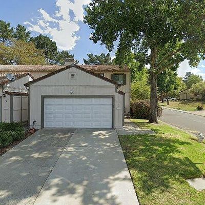 1 Bluff Ct, Hercules, CA 94547