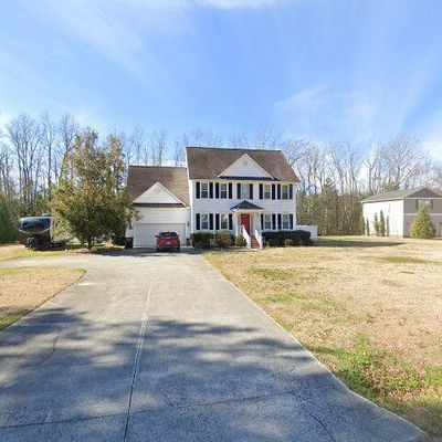 100 Henrian St, Richlands, NC 28574