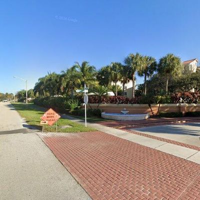 100 Uno Lago Dr #404, Juno Beach, FL 33408