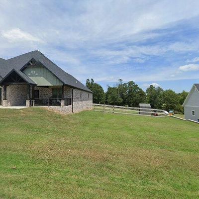 10097 Bunch Cir, Gravette, AR 72736