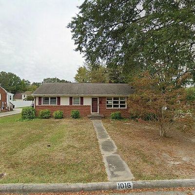 1016 Sherwood Dr, Burlington, NC 27215