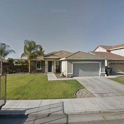 1017 San Ramon Ave, Madera, CA 93637