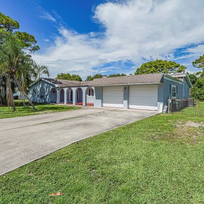 1024 Tortugas Ave, Fort Pierce, FL 34982