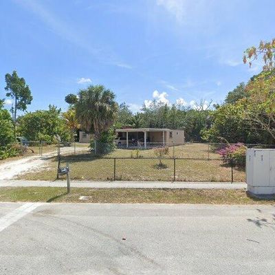 1034 Ridge Rd, Lantana, FL 33462