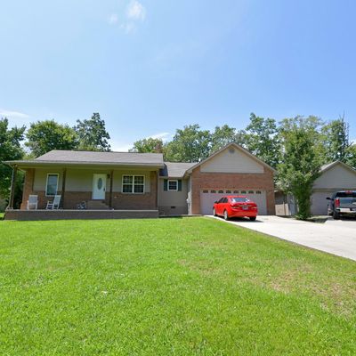 990 Golf Club Ln, Crossville, TN 38571