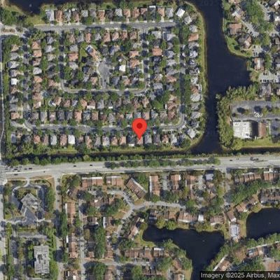 9950 Nw 18 Th St, Pembroke Pines, FL 33024