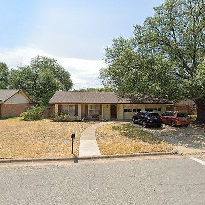 1102 Sul Ross Dr, Bryan, TX 77802