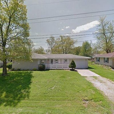 1104 Madison St, Pawnee, IL 62558