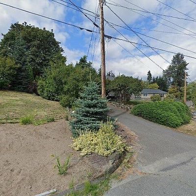 112 Skyline Dr, Everett, WA 98201