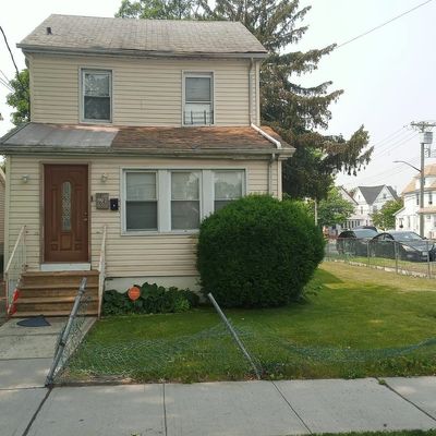 11402 208 Th St, Cambria Heights, NY 11411