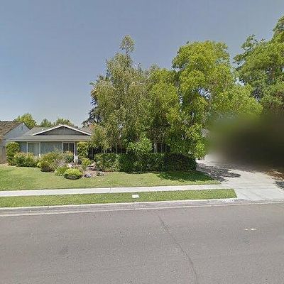 1152 W Mesa Ave, Fresno, CA 93711