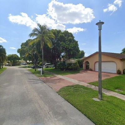 11711 Nw 16 Th Ct, Pembroke Pines, FL 33026