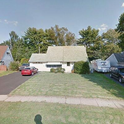 118 Vermont Ln, Levittown, PA 19054