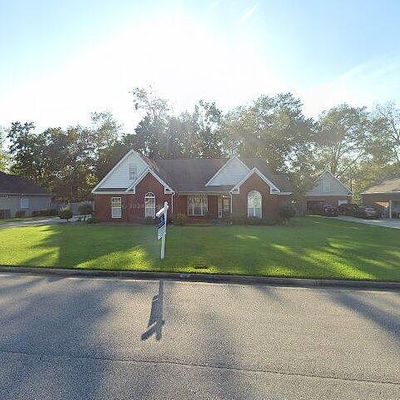 104 Drake Dr, Dothan, AL 36305