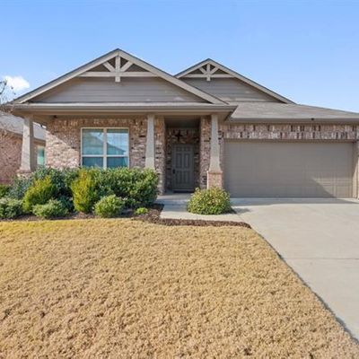 1052 Stanridge Ln, Van Alstyne, TX 75495