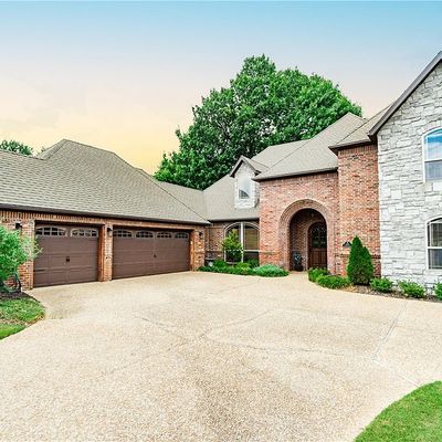 1070 Hunters Pointe, Bentonville, AR 72713