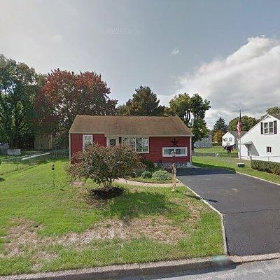 108 Green Lynne Dr, Levittown, PA 19057