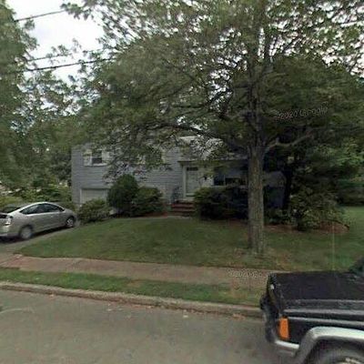 13 Irving Ave, Metuchen, NJ 08840