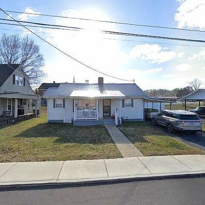 1312 Happy Valley St, Elizabethton, TN 37643