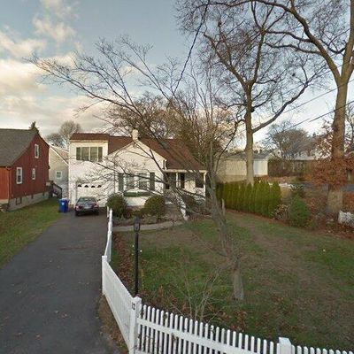 12 Knoll St, Norwalk, CT 06851