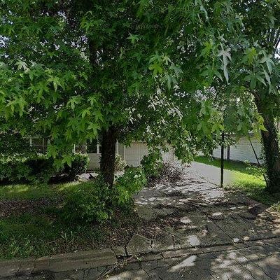 12 Oak St, Farmington, MO 63640